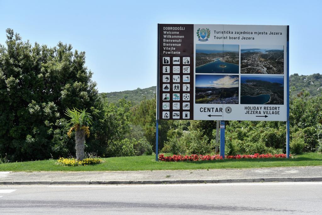 Apartmani Natasa Nino Jezera, Murter Extérieur photo